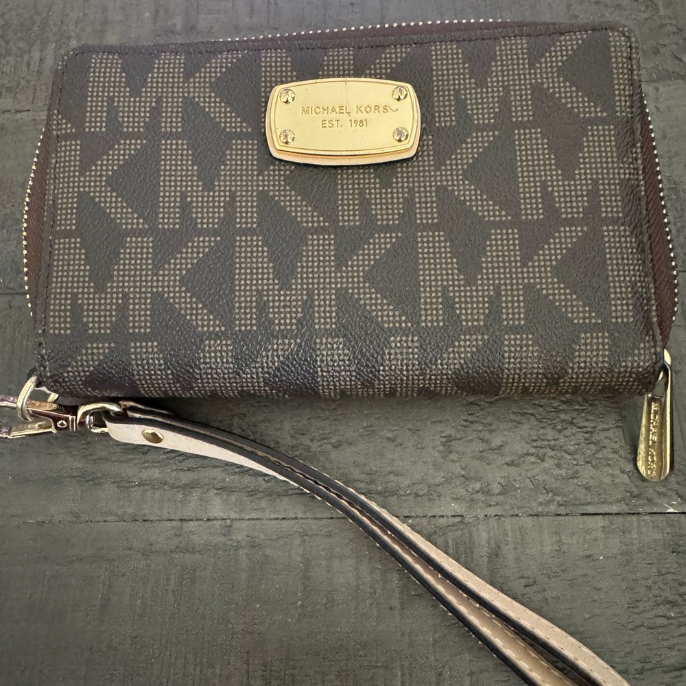 Michael Kors Brown Wristlet Wallet